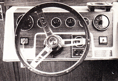 Chrysler CV 223 - The helm controls.